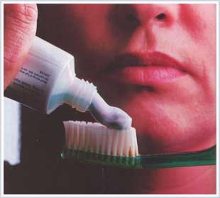 Тщательная чистка зубов спасает жизнь