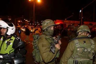Израильские власти пока не говорят, каким будет ответ на теракт