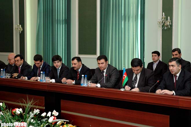 Азербайджан и Корея подписали кредитное соглашение на закупку автобусов