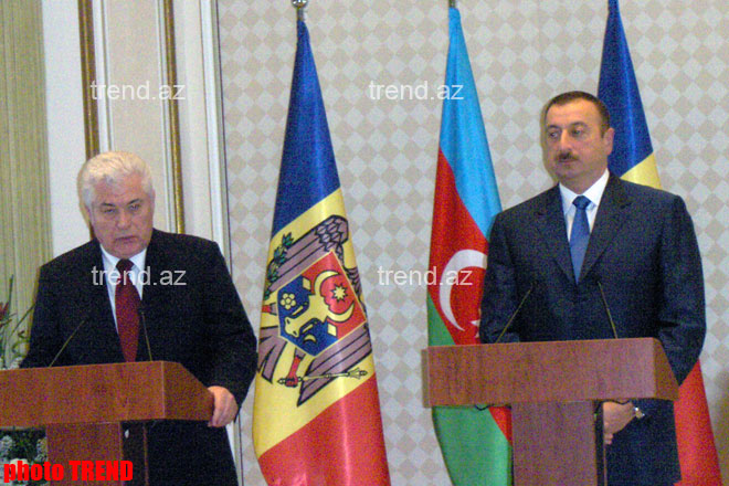 Azerbaijani, Moldovan Presidents Discuss Intensification of Economic Relations