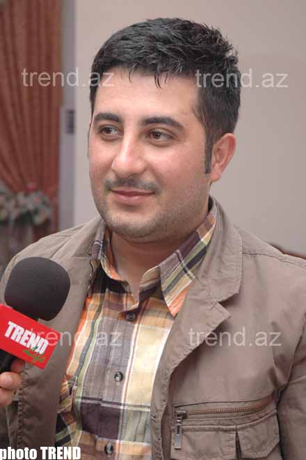 Азербайджанский певец Джошгун Виляш ударился в абстракции