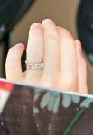 Бритни Спирс носит кольцо со словом "Fuck"