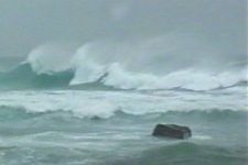 Felix becomes Category 5 hurricane(video)