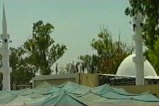Пакистанские исламисты снова заняли Красную мечеть