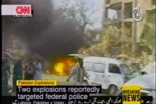 At least 12 killed as two blasts rock Lahore (video)