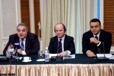 В Баку прошла конференция "Будущее рынка ценных бумаг Азербайджана"