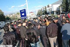 Автоши лицом к лицу с азербайджанской полицией