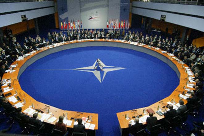 Uelsdə NATO sammiti öz işinə başlayır