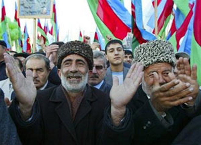 Азербайджанцы глазами социологов
