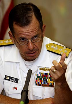 U.S. Admiral: Iran sends more weapons to militants in Iraq
