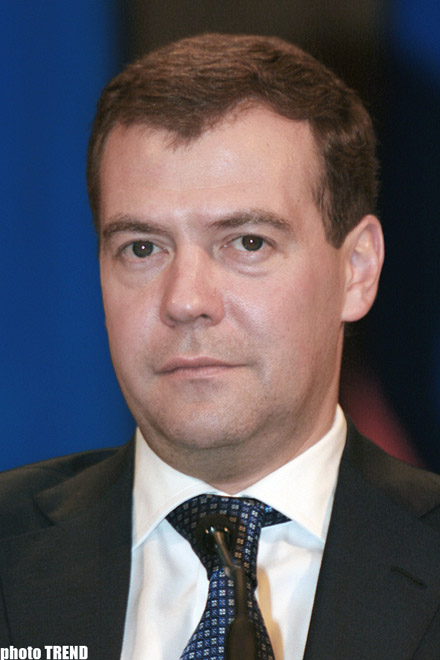 Rusiya Federasiyası Dağlıq Qarabağ münaqişəsinin həll olunması üçün bütün imkanlardan istifadə edir - Prezident Dmitri Medvedev