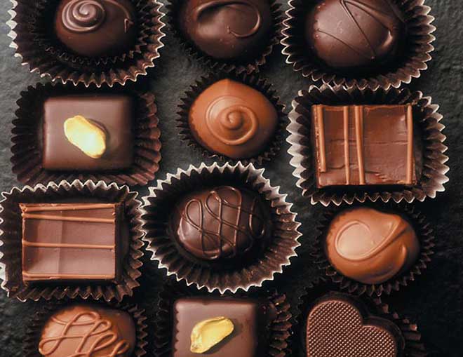 Темный шоколад полезнее фруктовых соков - ученые