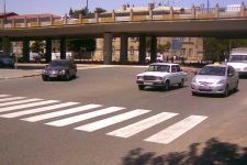 Бакинские пешеходы на перекрестках подвергаются смертельной опасности (фотосессия)