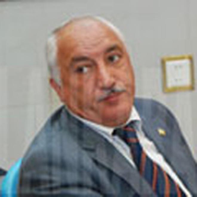 Coach of Azerbaijani Football Club Khazar-Lankaran Resigns