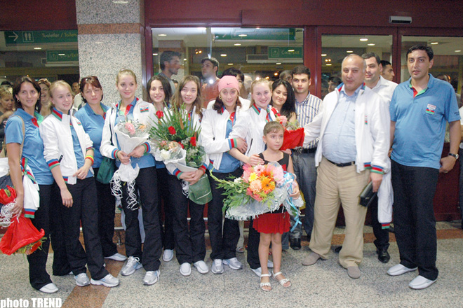 Azerbaijani Sportsmen Return from Olympic Games in   Beijing (video)