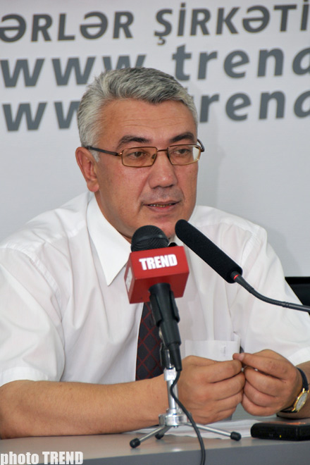 Руководитель азербайджанской общественной организации не верит в объединение оппозиции