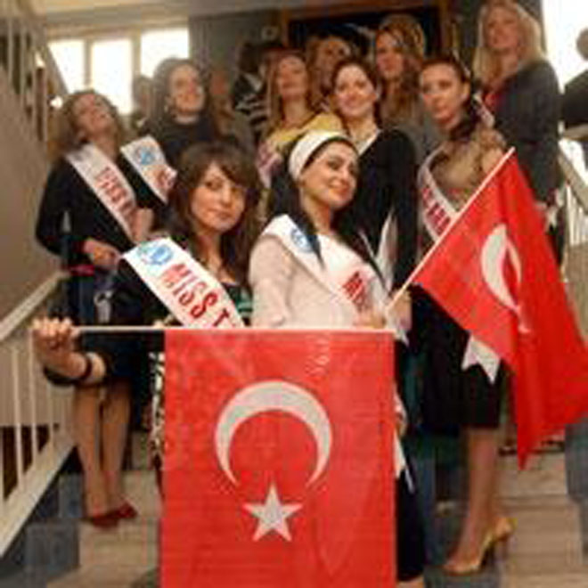 На конкурсе красоты "Miss Civilization of The World" Азербайджан будет представлять модель Нармин
