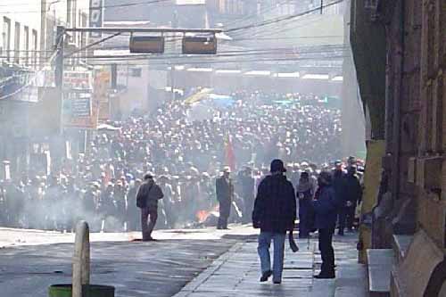 Boliviyanın üç şəhərində polis seçki nəticələrinə qarşı olan etirazlara qoşulub