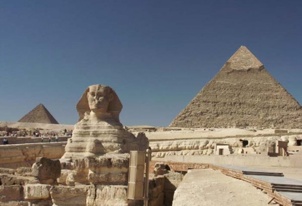 Tourism coalition denounces Salafist threat to demolish pyramids