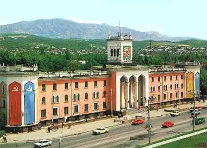 Dushanbe's flagpole enters Guinness Book of Records