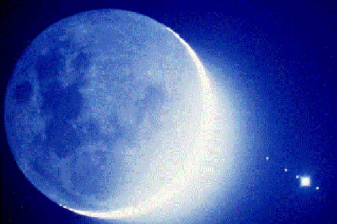 Уходящий 2009 год "закроется" частичным лунным затмением
