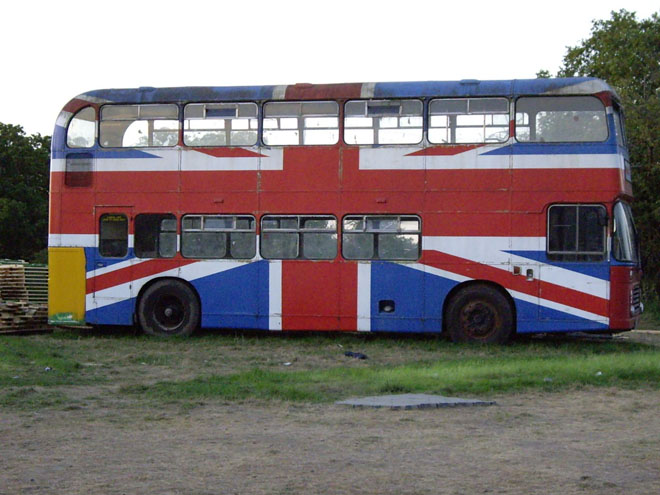 Гастрольный автобус Spice Girls выставлен на продажу