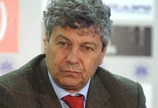 "Zenit"in baş məşqçisi Luçesku istefaya göndərildi