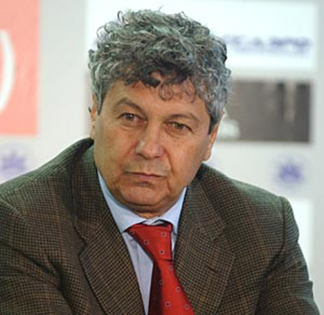 "Zenit"in baş məşqçisi Luçesku istefaya göndərildi
