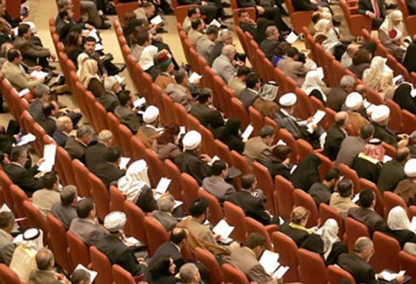 Парламент Ирака не смог утвердить новый кабмин Алауи