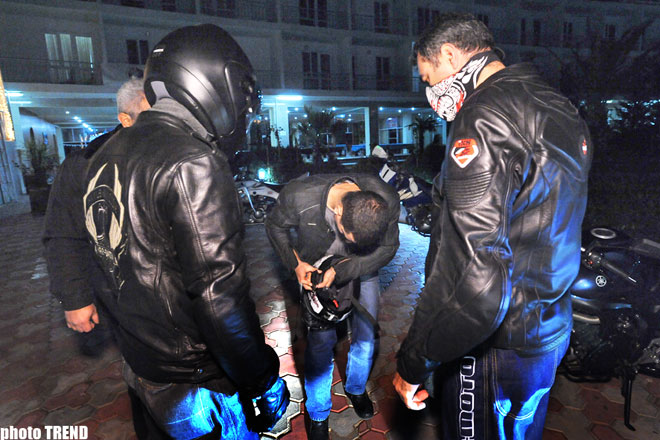 Азербайджанские байкеры принимают участие в мотомарше "Москва - Цхинвал - 2009"