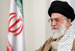 Духовный лидер Ирана получил первую дозу иранской вакцины