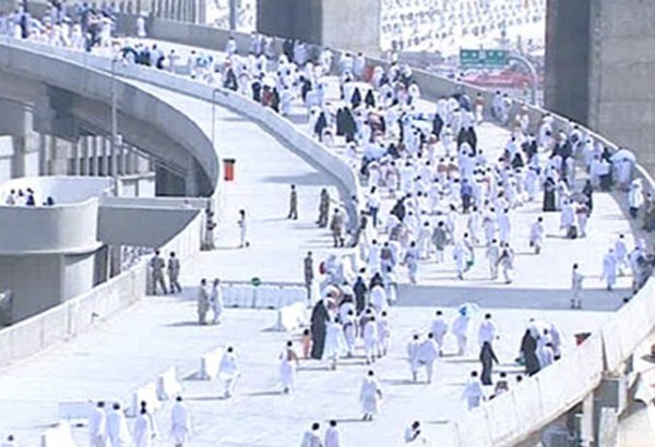 First group of Iranians sent to Saudi Arabia on Hajj
