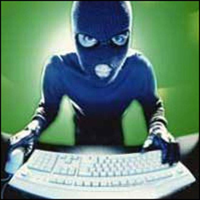 Хакеры похитили данные 5 млн пользователей банковских карт в США