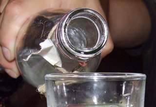 Rusiyada saxta spirtli içkidən 14 nəfər ölüb