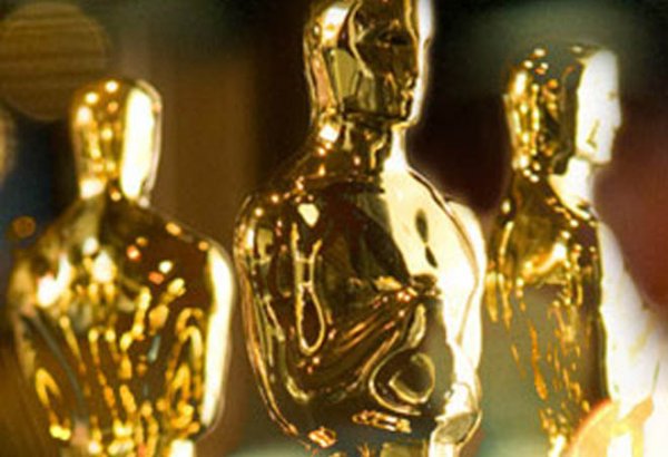 Кристофер Вальц и Энн Хэтэуэй получили "Оскара" за роли второго плана