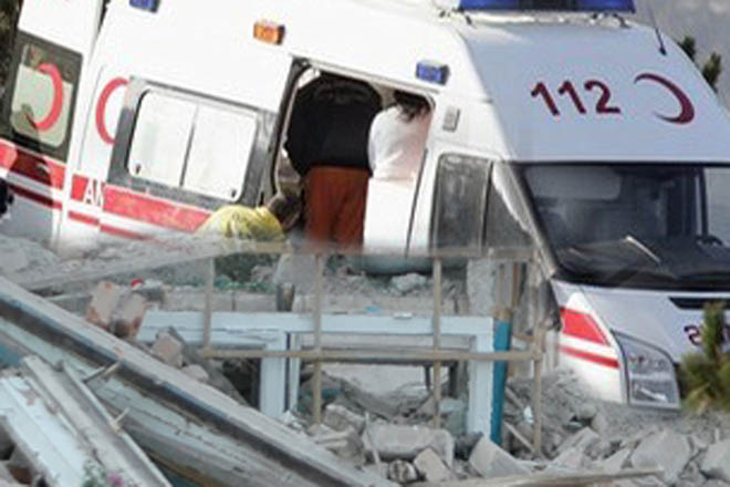 Четырехэтажный дом обрушился в Анкаре, есть жертвы
