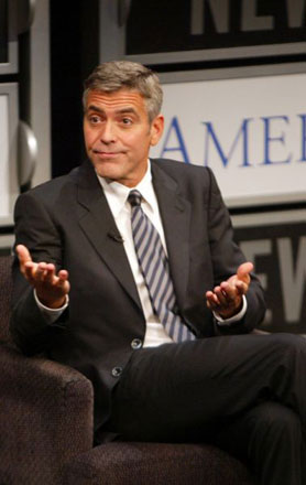 Джордж Клуни хочет, чтобы его усыновили