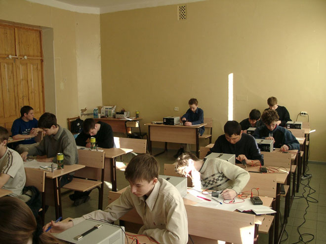 В департаменте образования Москвы подтвердили госпитализацию девяти детей из школы на востоке столицы