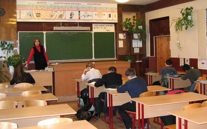 Teachers recommended attending Baku school in uniforms