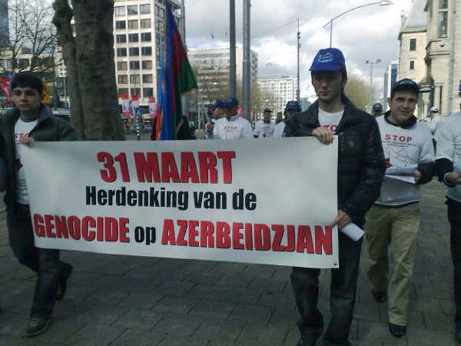 Azərbaycan paytaxtında ermənilərin törətdiyi soyqırımla bağlı Hollandiyada aksiya keçirilib