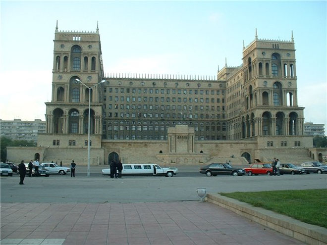 Баку - самый дорогой город в СНГ