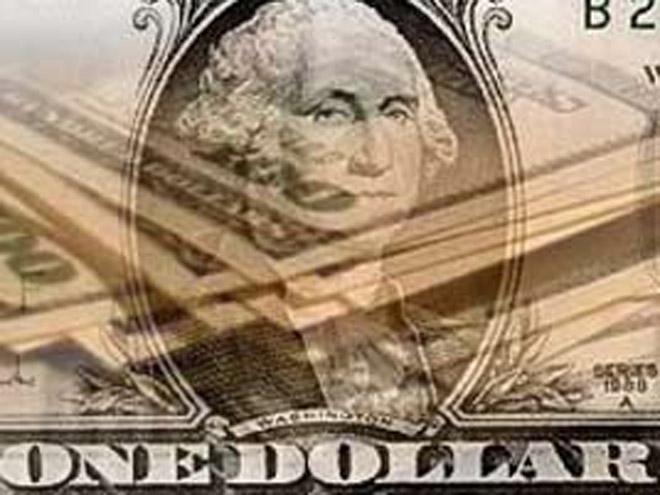 Доллар дорожает к мировым валютам на фоне негативной статистики из США