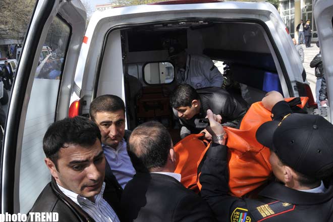 Состояние семи раненых в азербайджанском вузе стабильно тяжелое