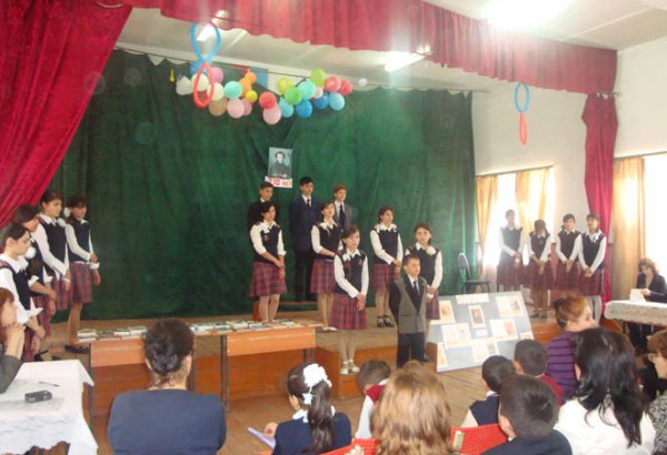 В Азербайджане стартует проект "Пушкиниана - 2014" для школьников и студентов