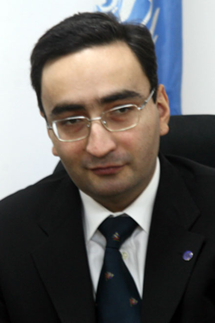 В Азербайджане не зарегистрирован вирус "свиного гриппа": интервью с главой представительства ВОЗ