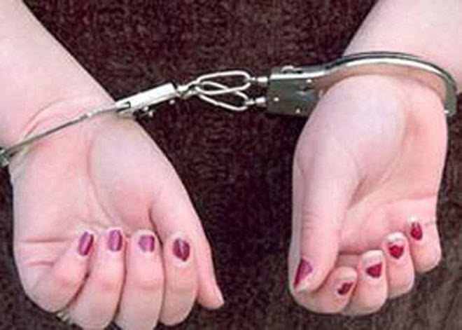 В Баку за подделку документов задержана молодая женщина