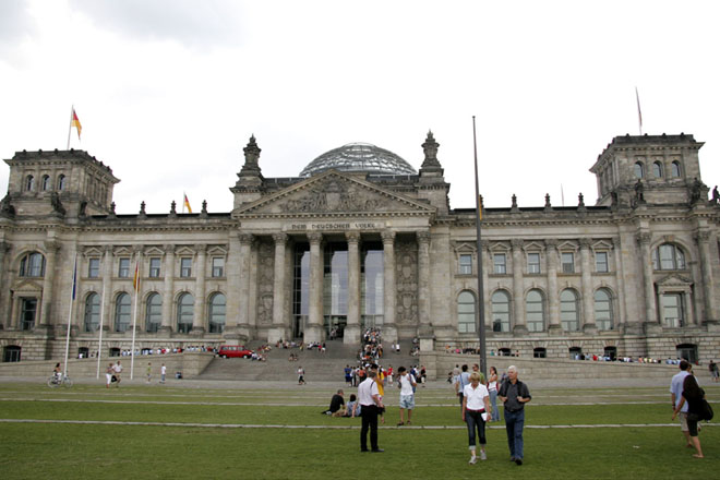 Правительство Германии приняло федеральную программу интеграции мигрантов
