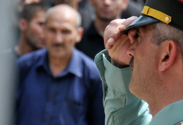 Сотрудник Пенитенциарной службы Азербайджана был задержан при попытке пронести наркотики заключенным