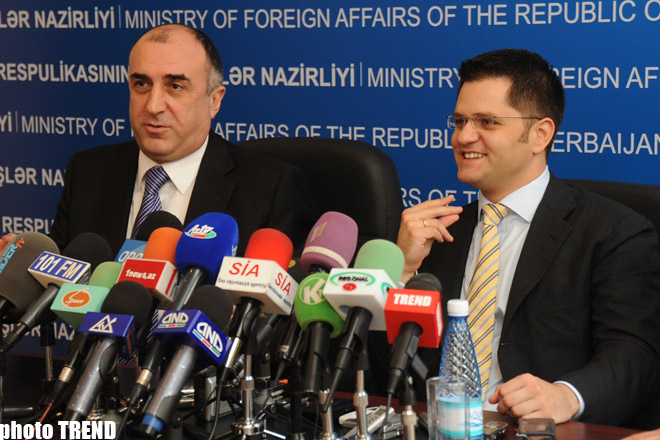 Азербайджан и Сербия выступают за решение косовского и нагорно-карабахского конфликтов в рамках международного права