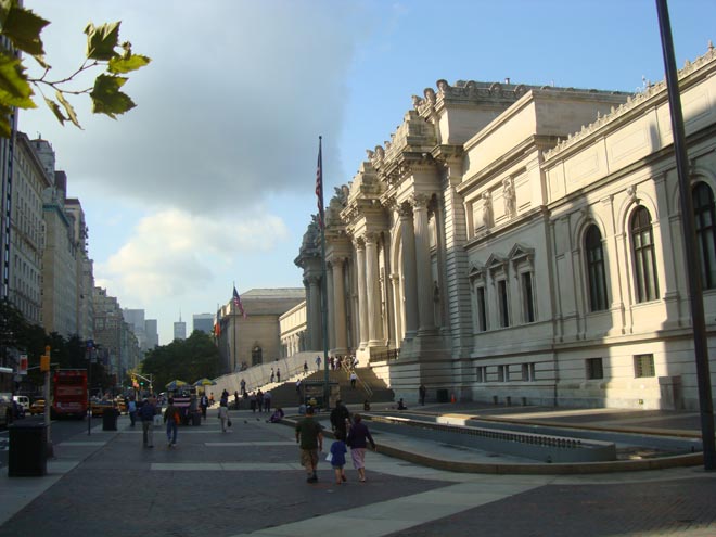 Музей "Метрополитен" в Нью-Йорке - один из самых известных музеев мира